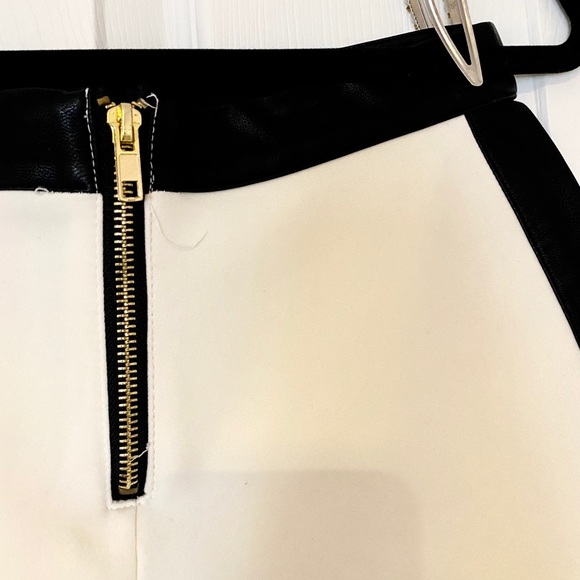 Comfy and chic - High waisted shorts - Picture 3 of 3